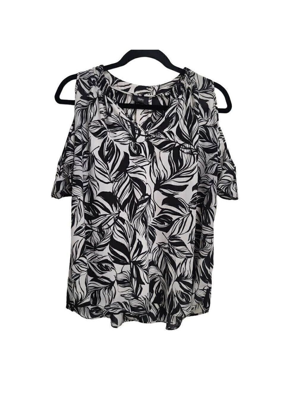 Massimo cold shoulder floral top sz med